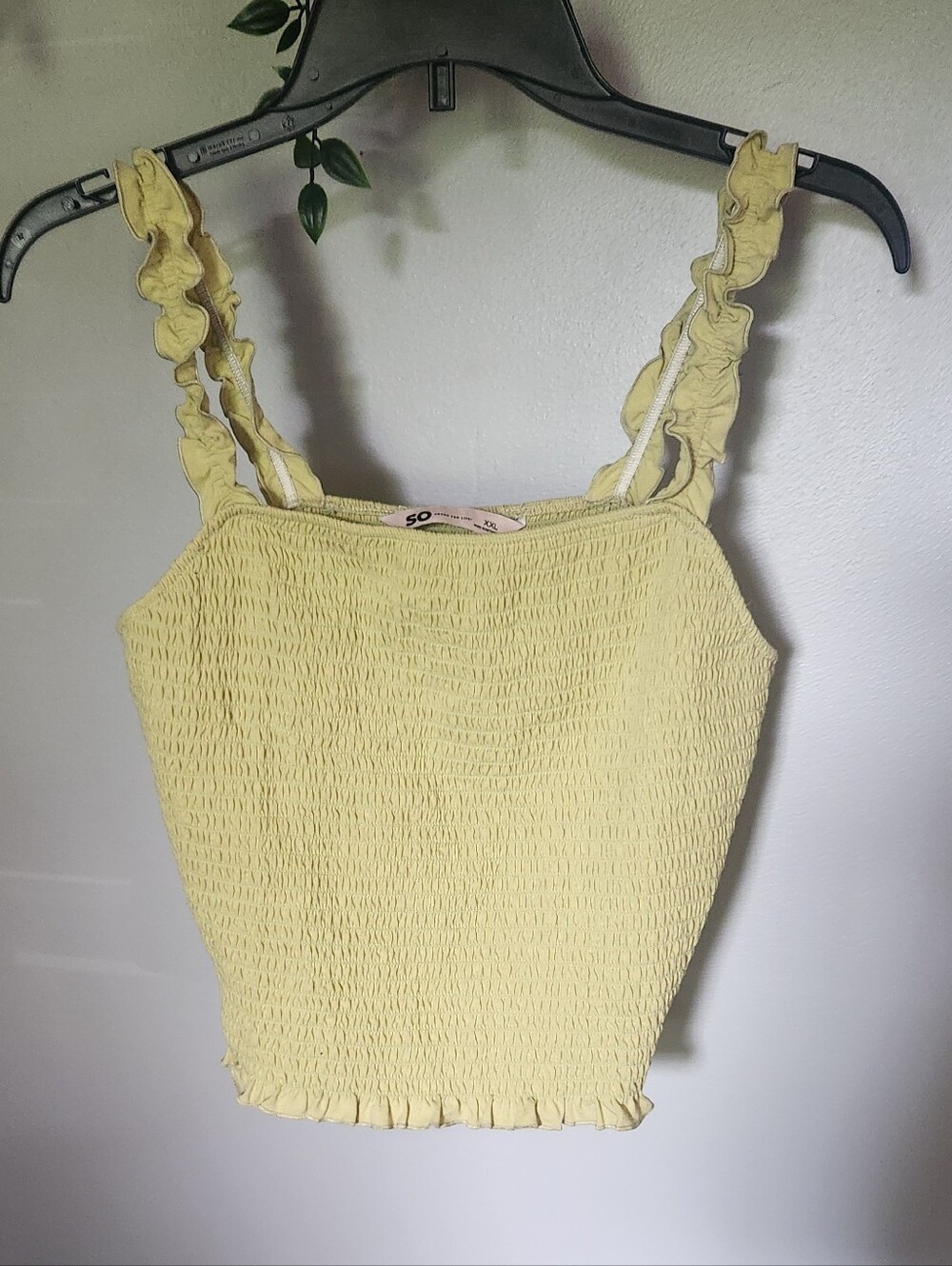 SO Smocked Ruffle Strap Crop Top in Light Green Womens XXL